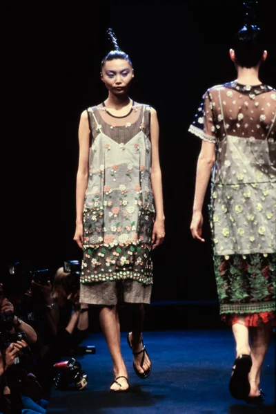 Look 50
